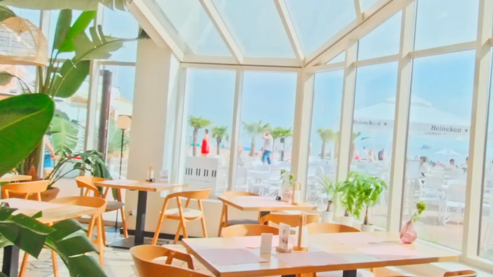 Sala restauracyjna, kadr z filmu